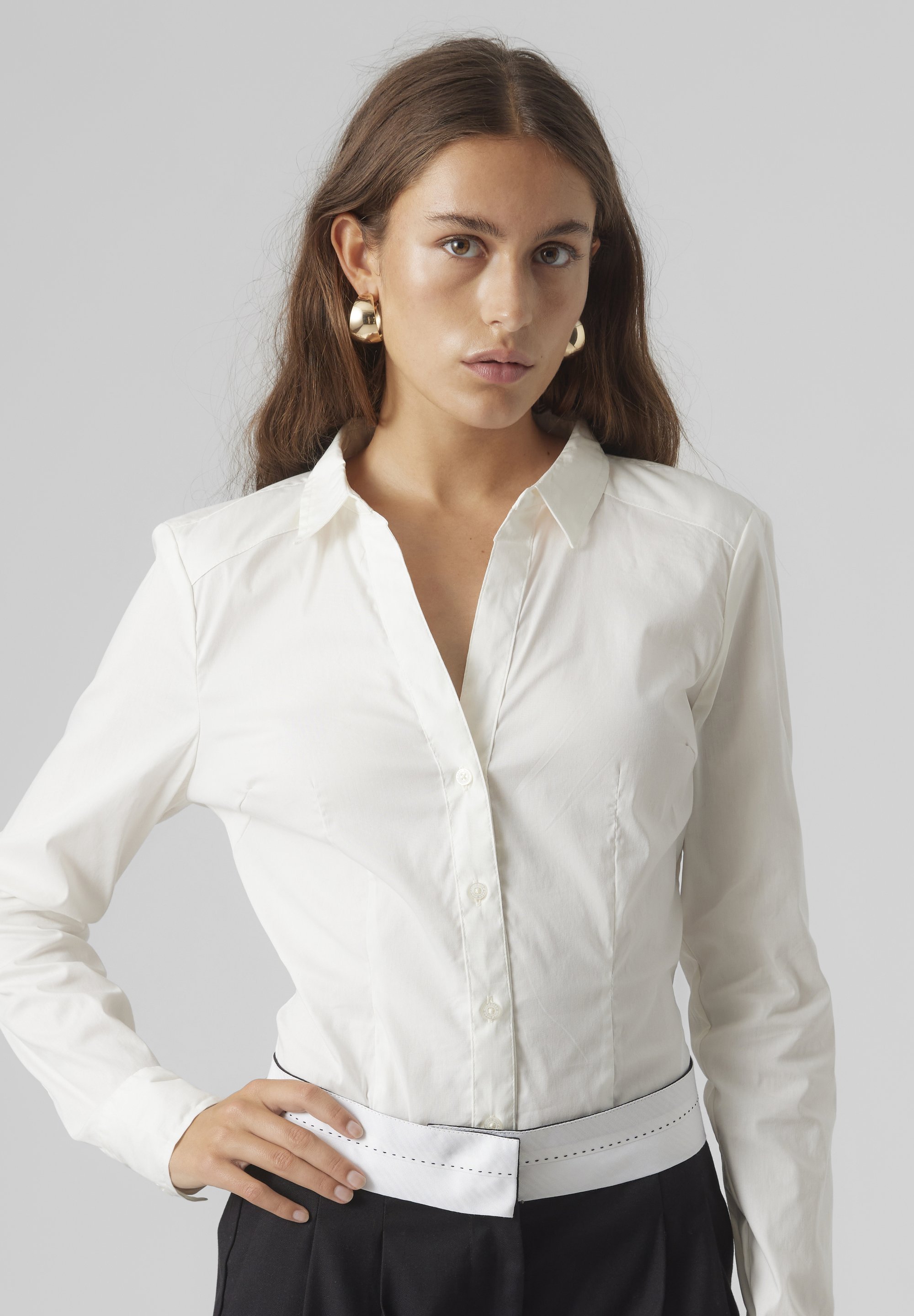 Vero Moda VMLADY - Bluse mit Knopfleiste - Schneeweiß