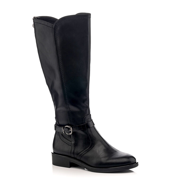  Botas negras de mujer