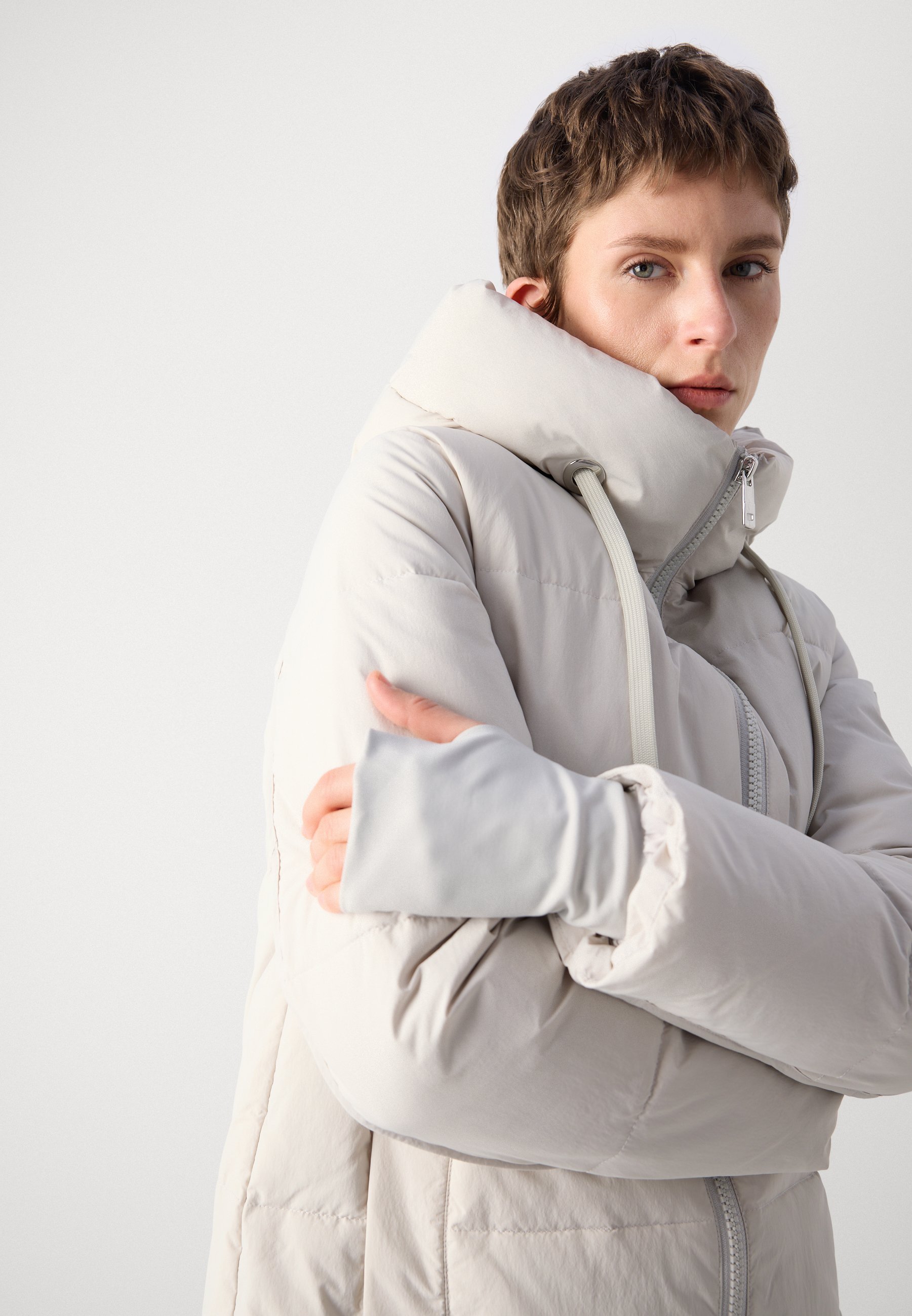 TERMA COAT - Zimní kabát - black