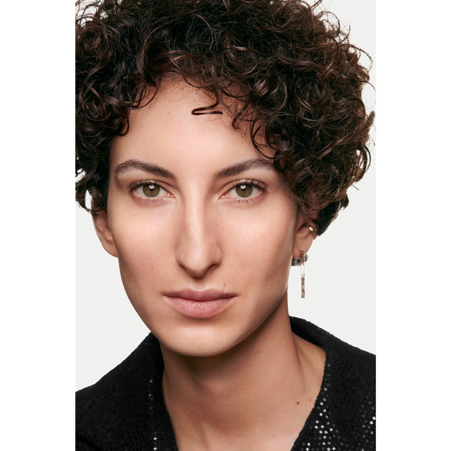 CHANEL makiažo pagrindas Nr. 1 DE CHANEL FOND DE TEINT REVITALISANT – 30 ml