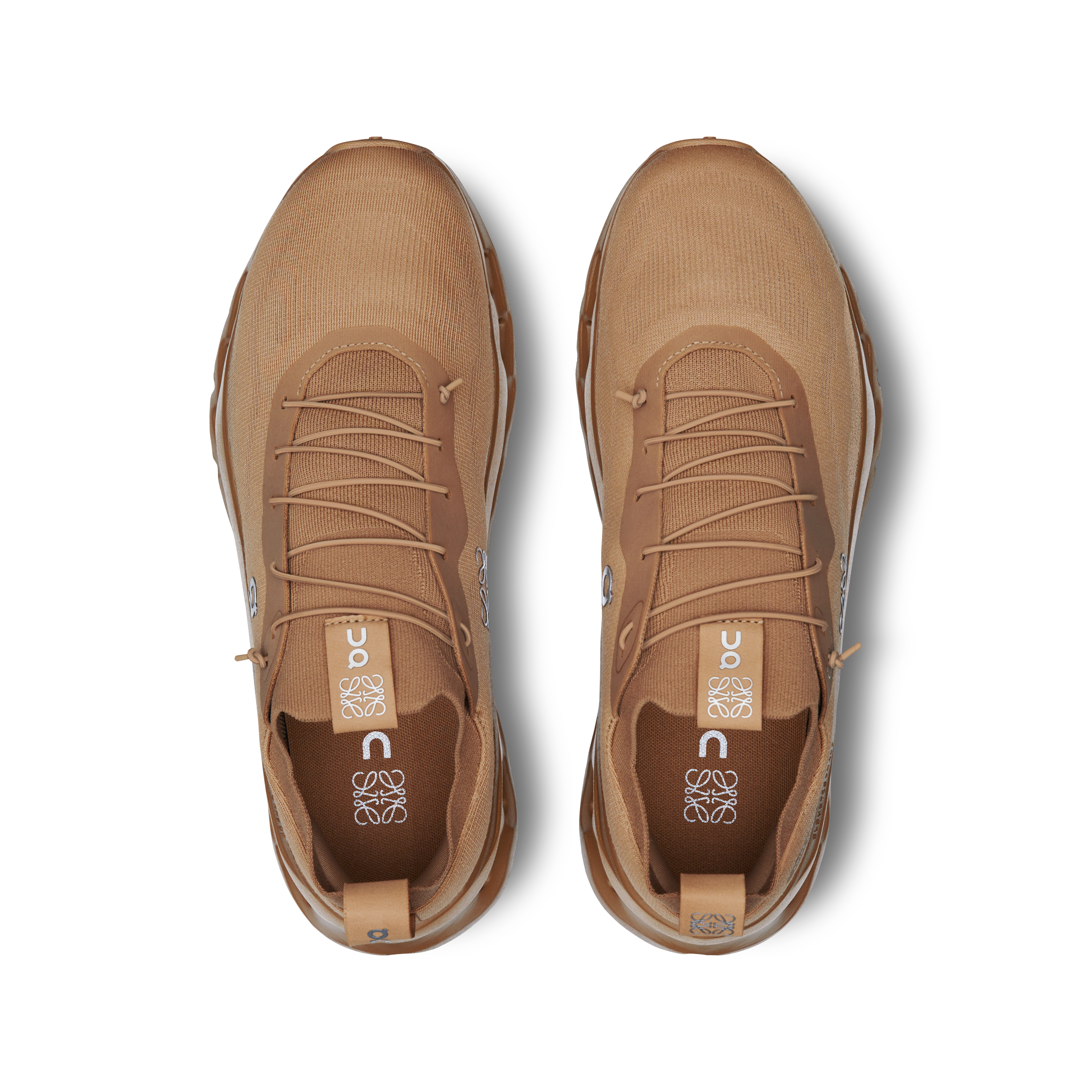 On LOEWE Herren-Sneaker Cloudtilt Dark Sand