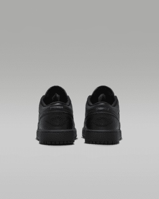 Air Jordan 1 Low Older Kids' Shoes