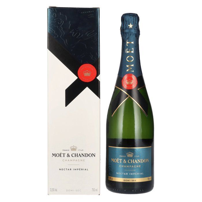 Moët & Chandon Champagne Nectar Impérial Demi-Sec 12,5% Vol. 0,75l in een geschenkverpakking