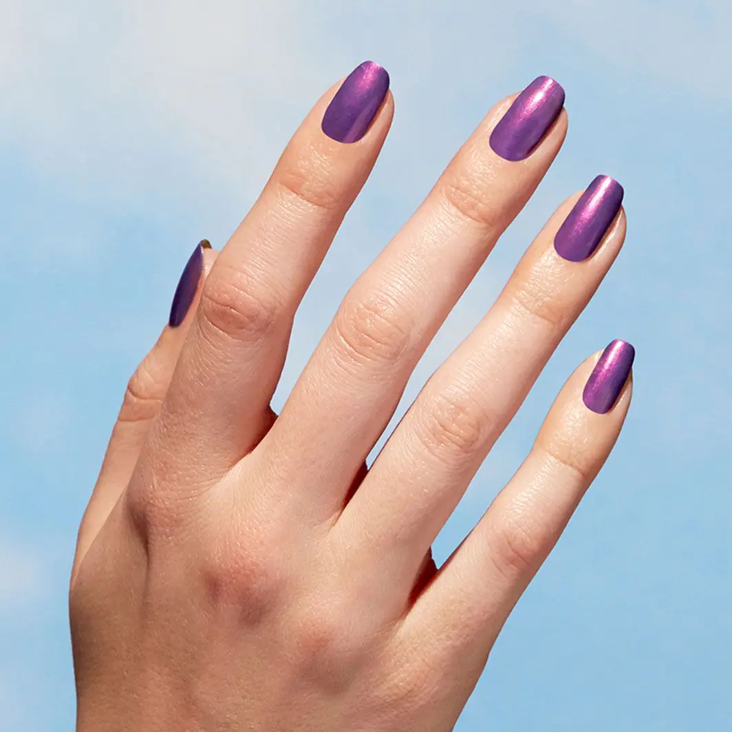 Opi Natre Strong Lakier do paznokci Achieve Grapeness 15ml