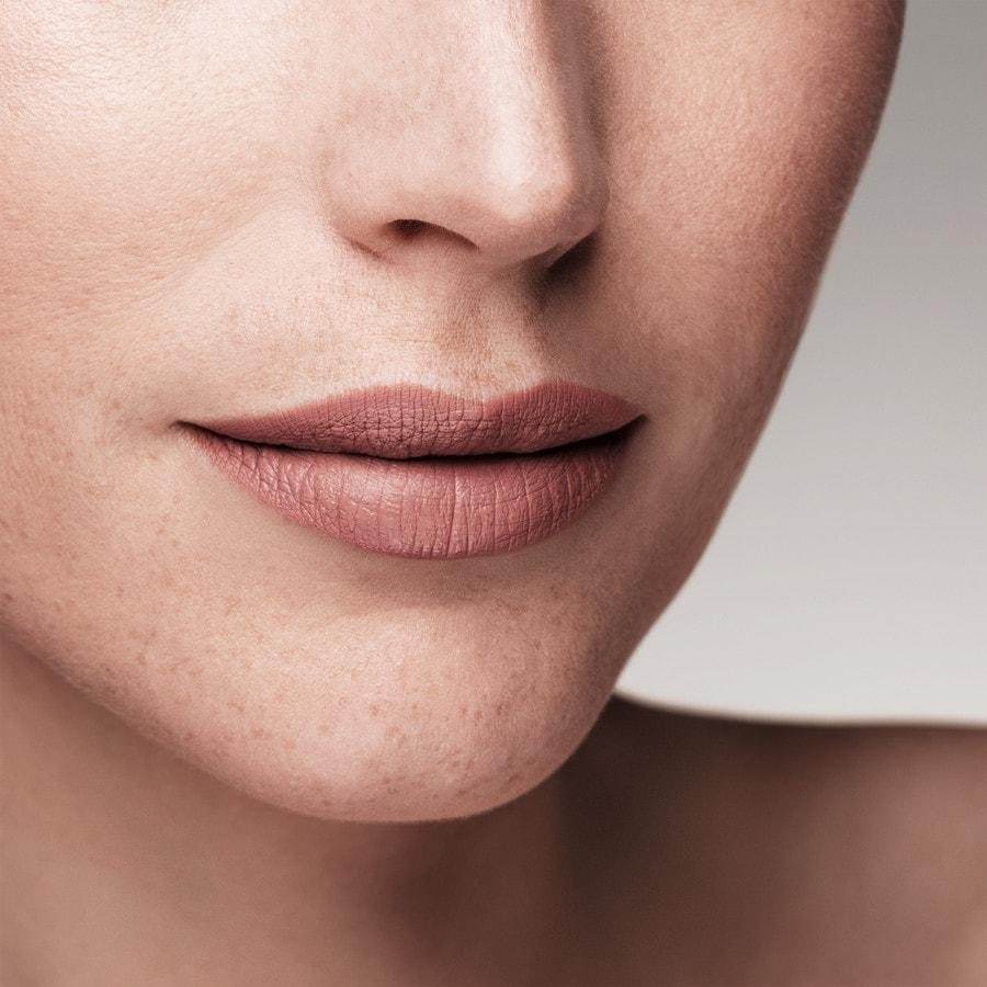 MAC Lippenstift Iepazīstieties ar savu matēto Retro matēto šķidro lūpu krāsu - 5 ml