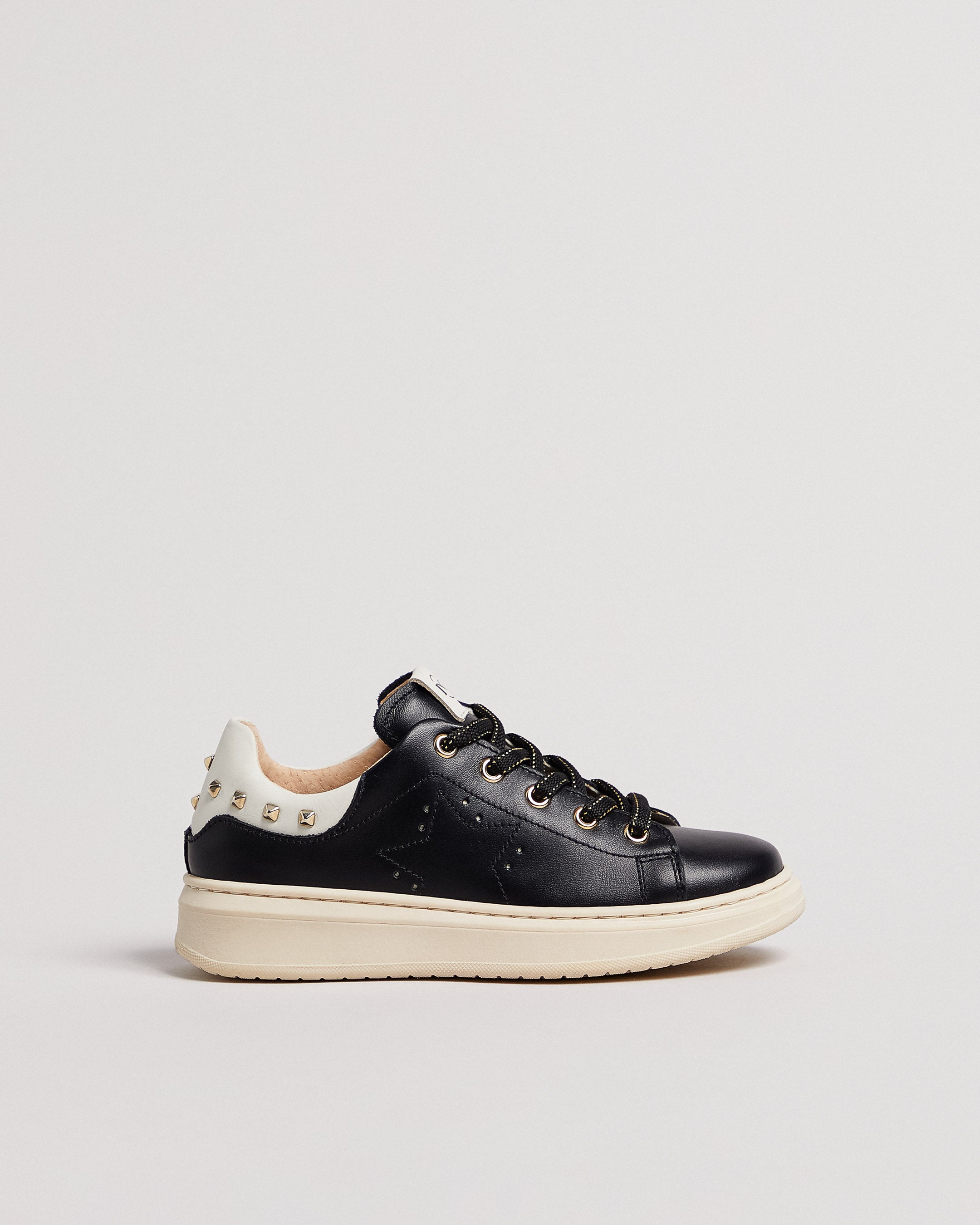 Ledersneaker für Teenagerinnen