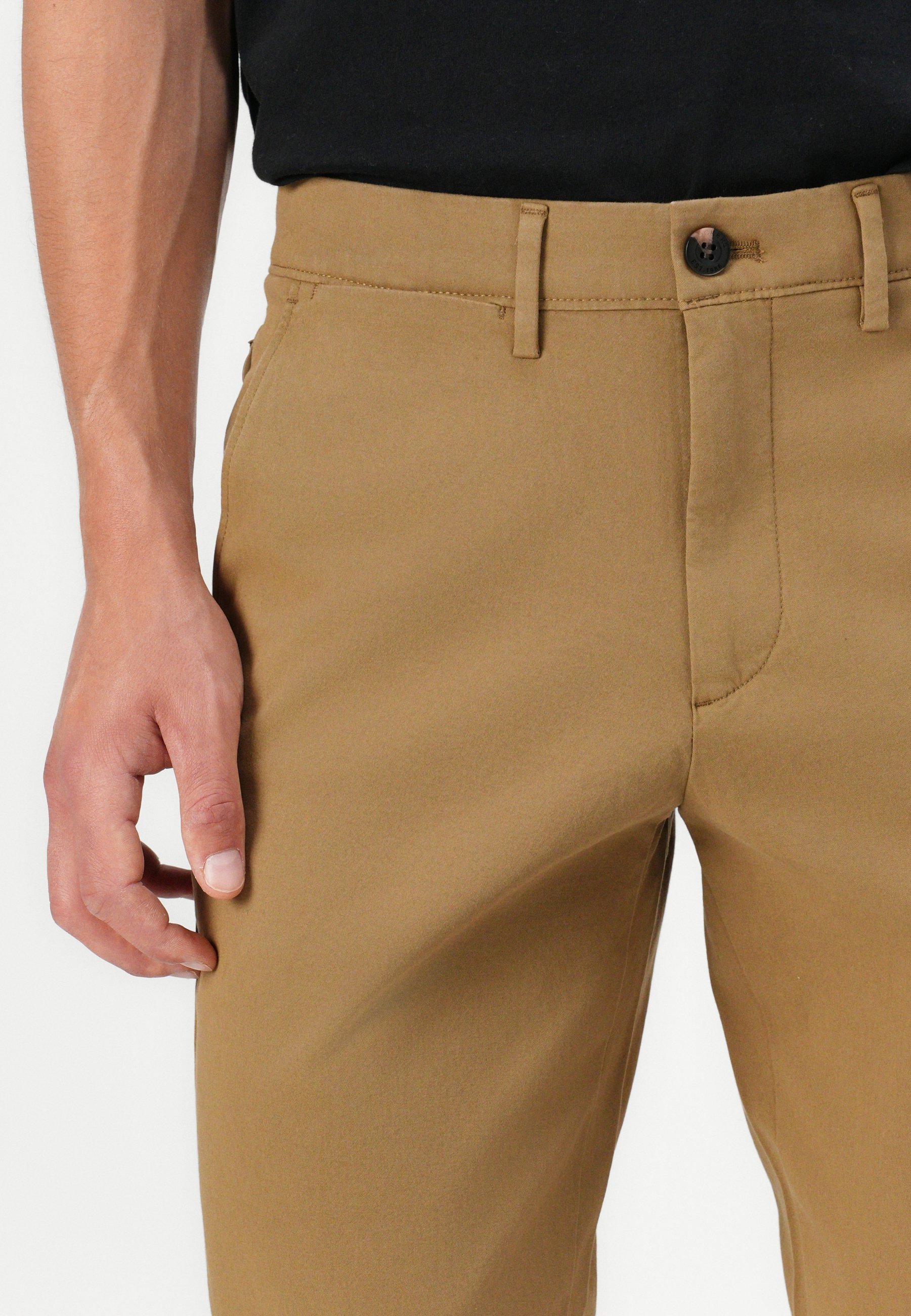 DOCKERS SMART FLEX TAPERED - Chino's - hermelijn