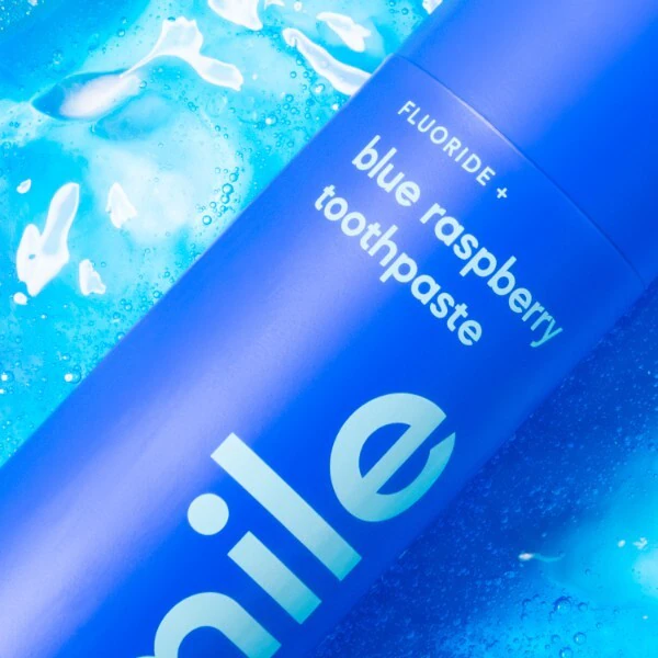 Dentifricio Hi Smile al lampone blu 60 g