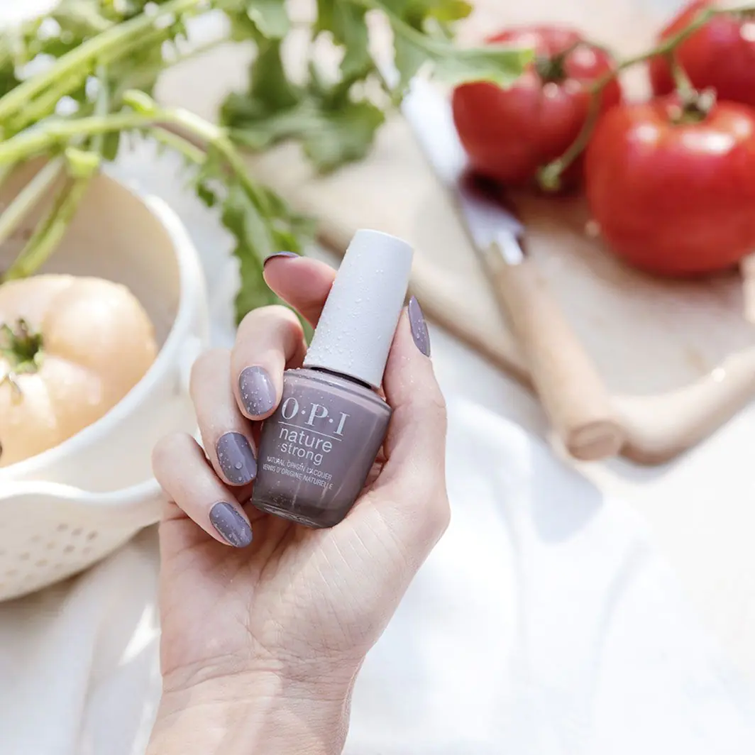 Opi Nature Strong Lakier do paznokci Right As Rain 15ml
