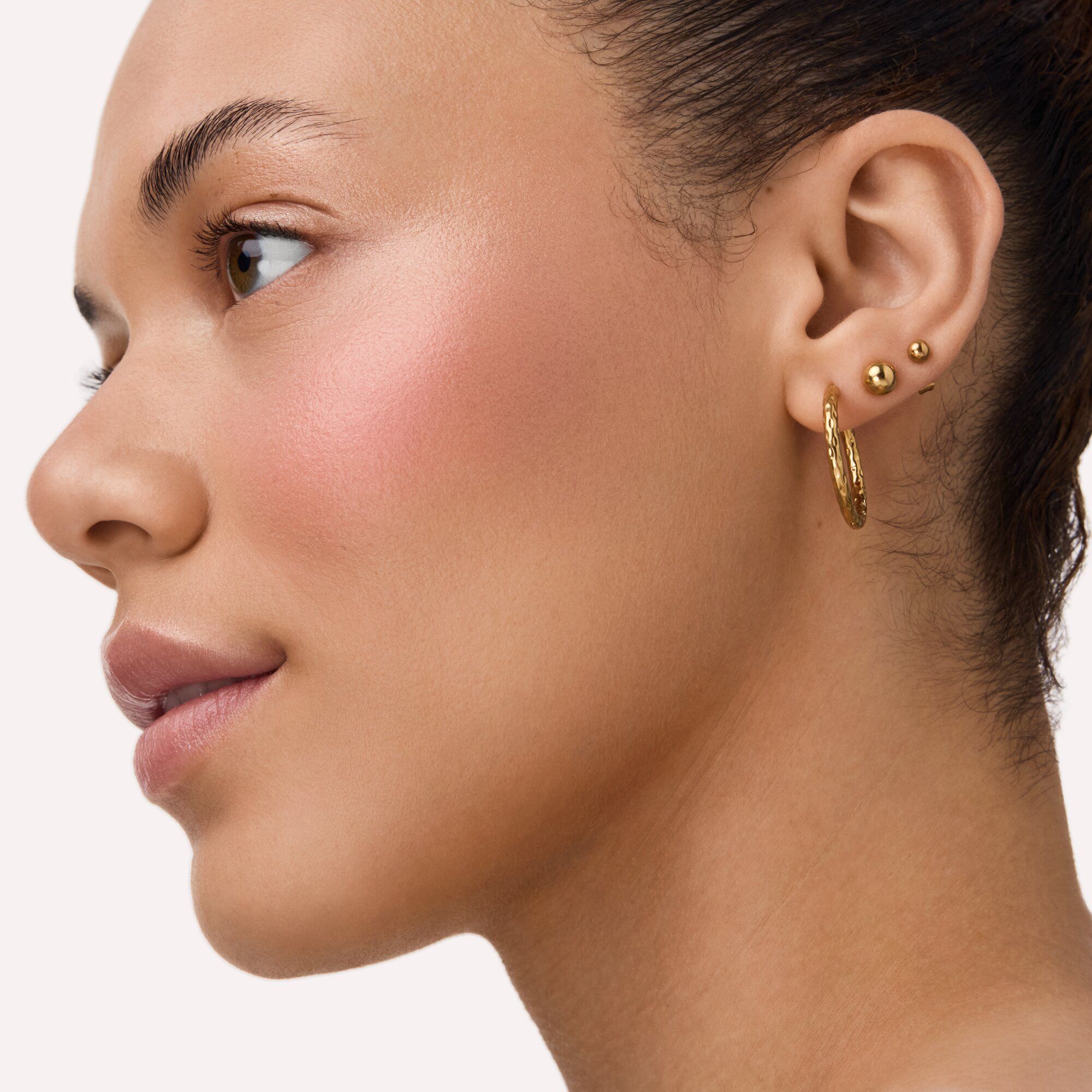 Blur Glam paleta rumenila Rumenila