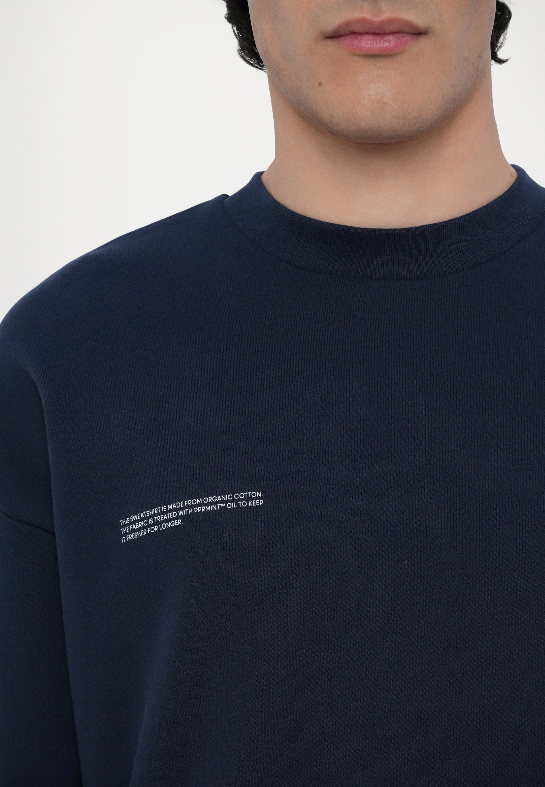 PANGAIA MIDWEIGHT UNISEX - Sweatshirt - marineblauw
