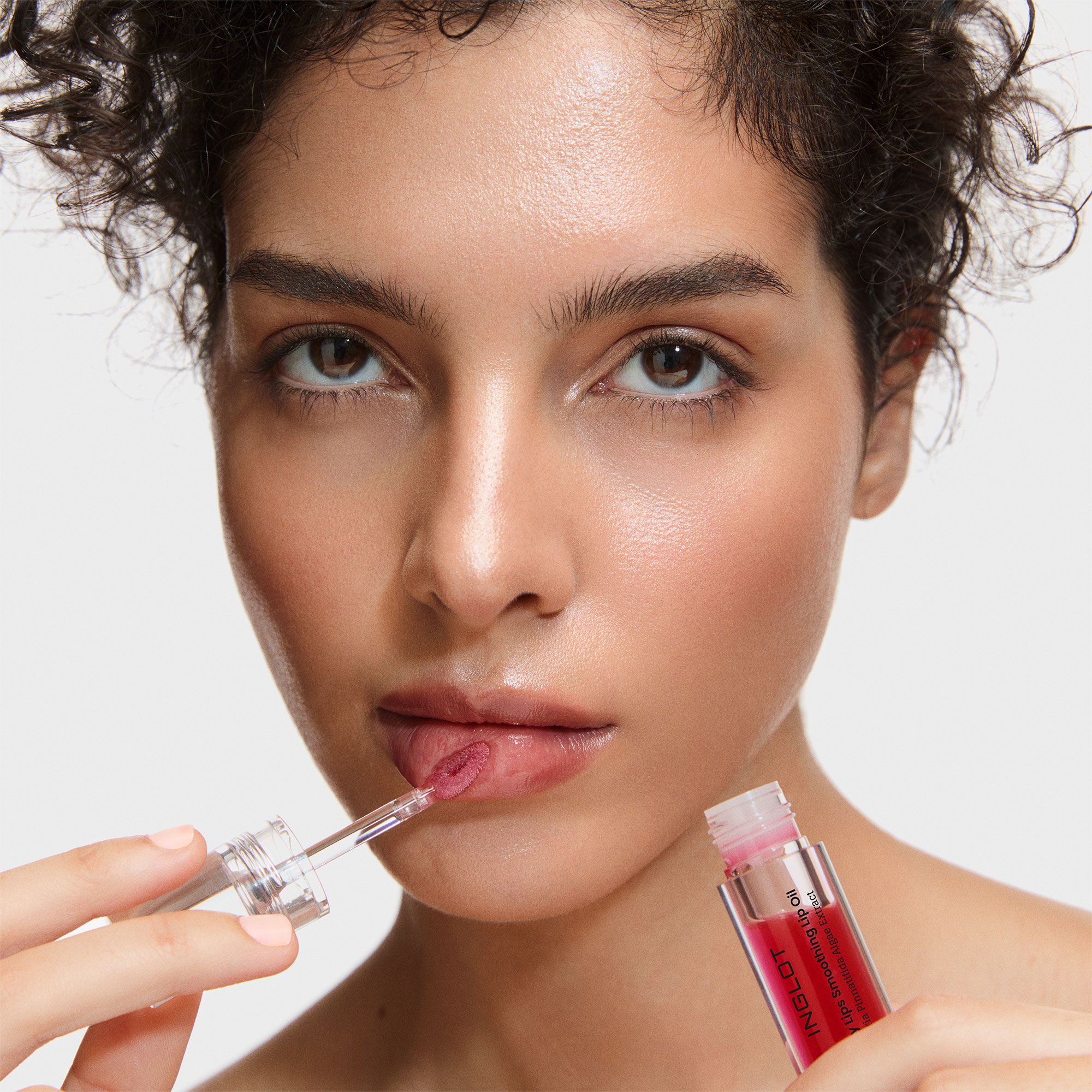 „Juicy Lips“ lūpų aliejus, drėkinamasis ir apimtį suteikiantis lūpų aliejus Lūpų balzamai, drėkikliai ir priežiūros priemonės