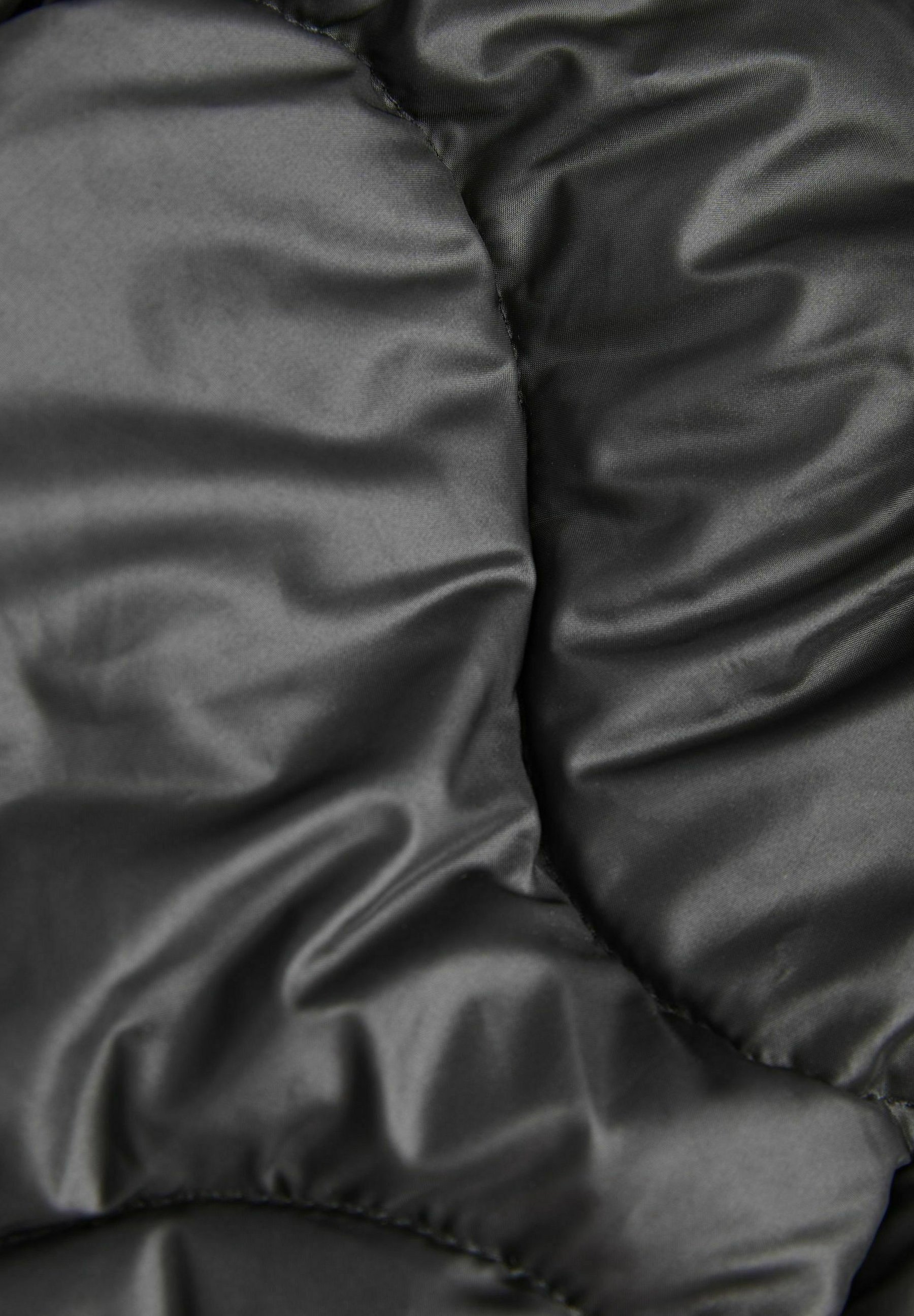 JJXX SHINY QUILTED OTW SN - Winter coat - black