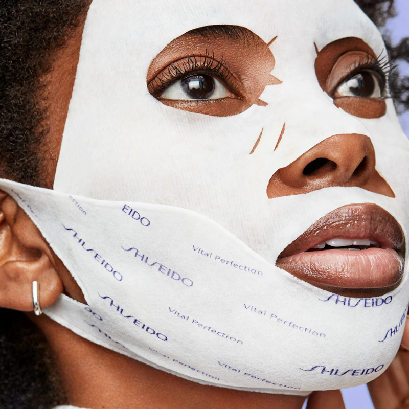 Máscara facial firmadora de luxo Shiseido Vital Perfection Liftdefine Radiance