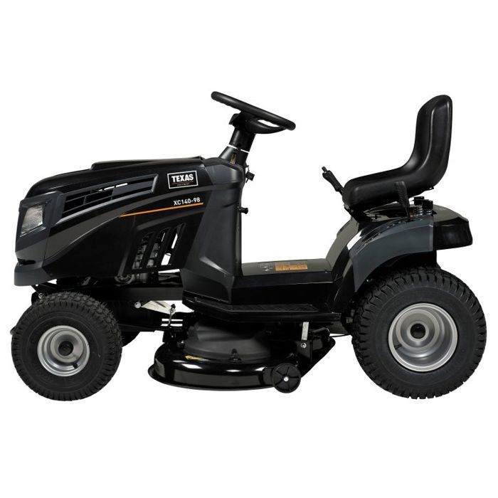 Texas Equipment XC140-98 Riding Lawn Mower: This riding lawn mower is suitable for lawns from 2000 to 3500 m². The TEXAS XC140-98 is a