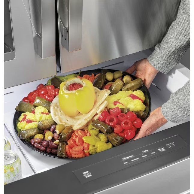 GE Profile Smart French Door Kühlschrank mit 798 Litern Nutzinhalt, Eiswürfelbereiter und Tür-in-Tür-Funktion (Edelstahl, fingerabdruckresistent) ENERGY STAR®