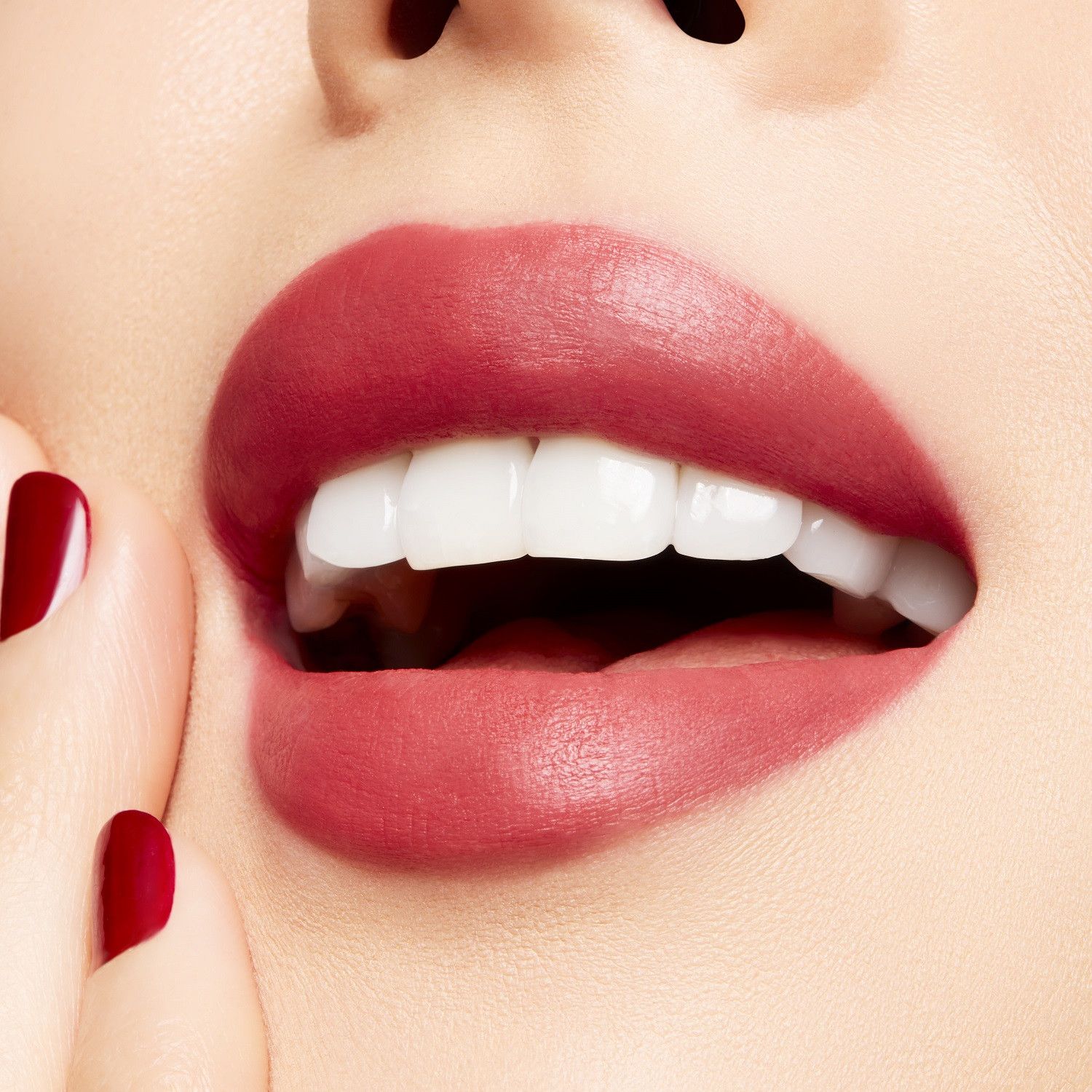 Powder Kiss Velvet Blur mat ruž za usne Luksuzni ruževi za usne