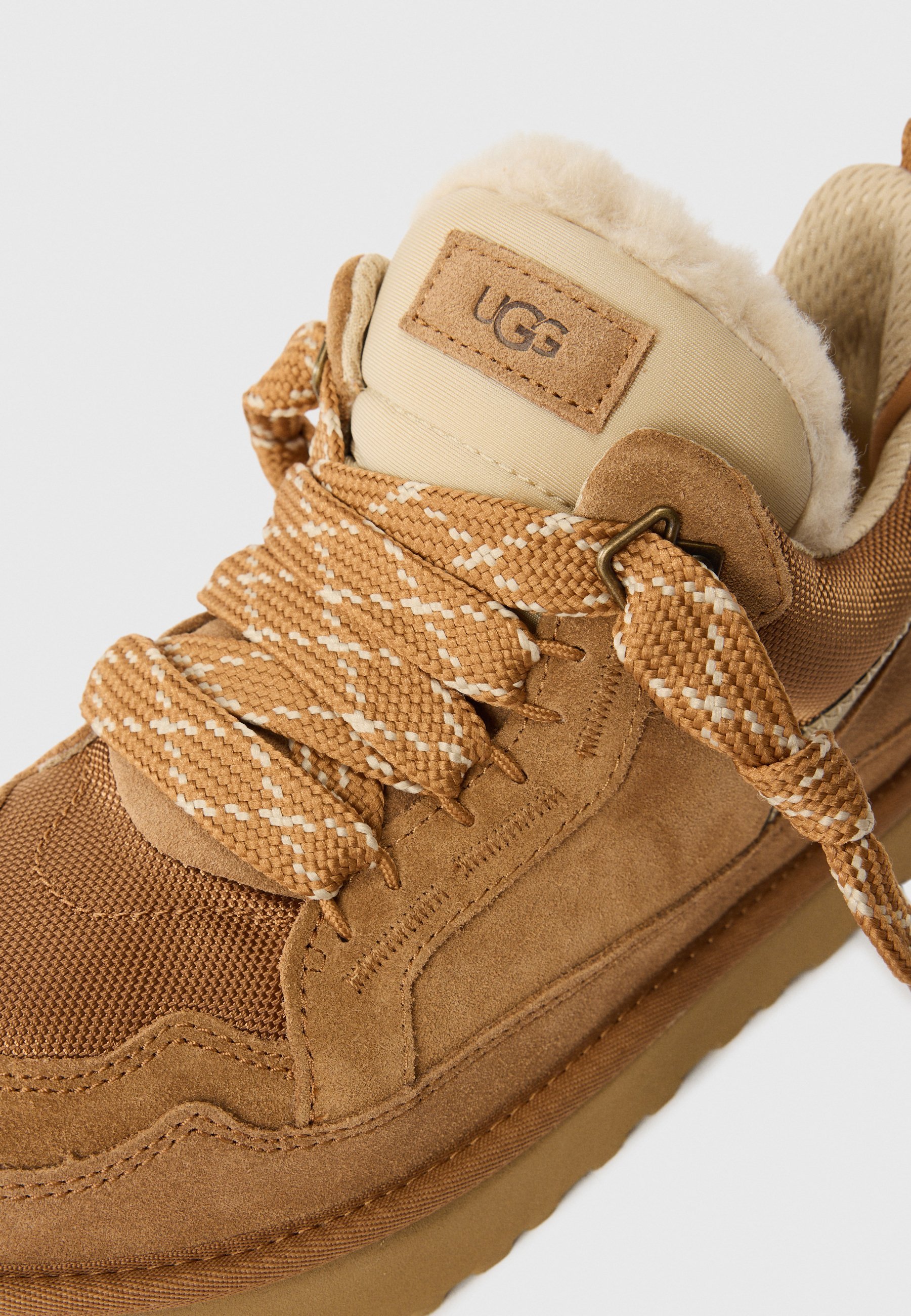 UGG LOWMEL - Sportbačiai - kaštoninės spalvos
