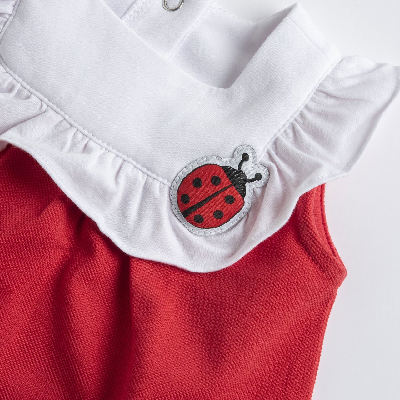 Babykleid mit Applikationen