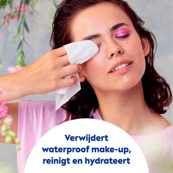 NIVEA 3-in-1 tīrīšanas salvetes<br>25 gab. - Sausai ādai
