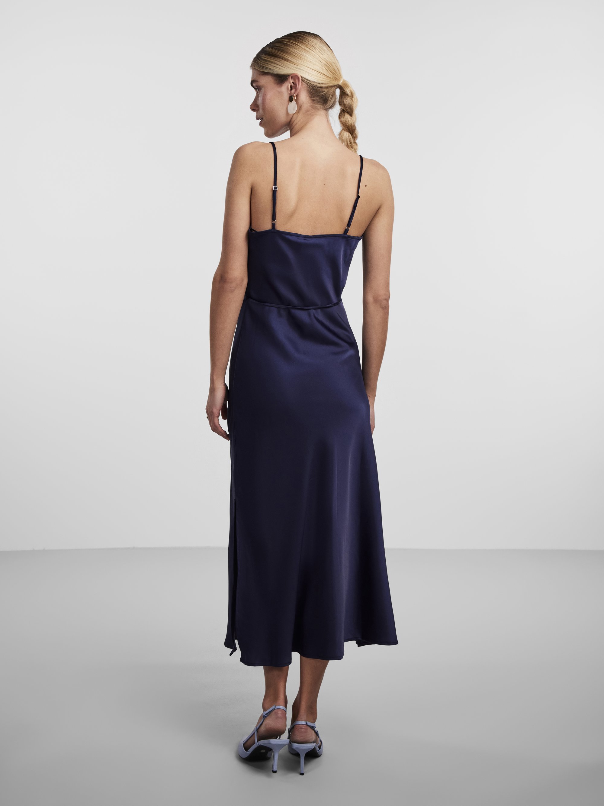 LITTLE LONG DRESS - Koktejlové šaty / šaty na párty - blue