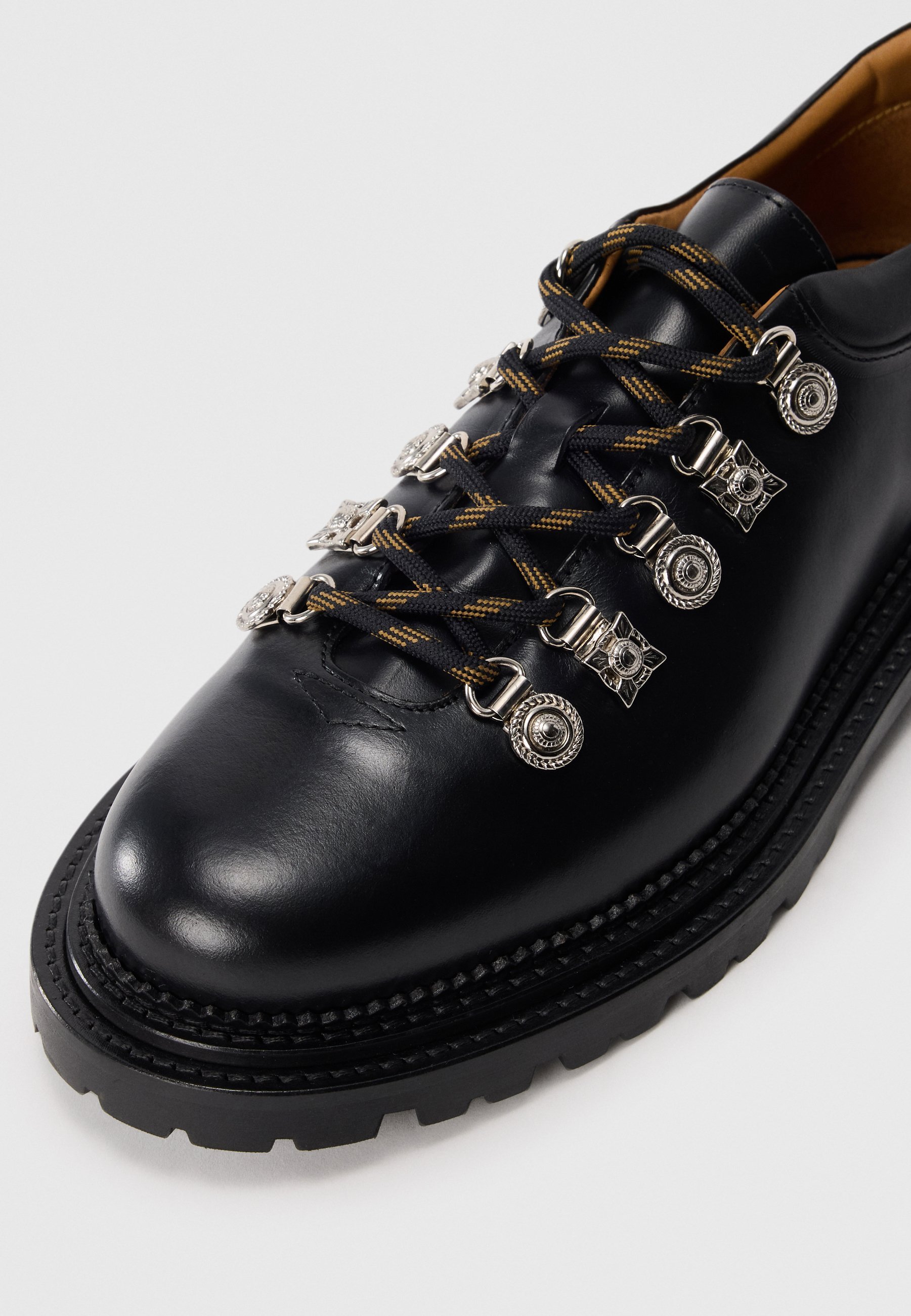 Toga Bootsschuhe - schwarz