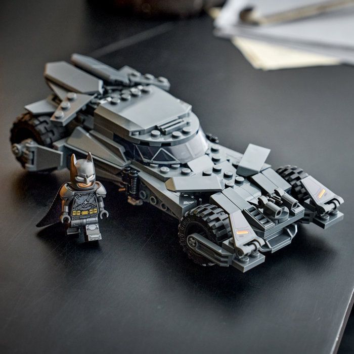 LEGO DC Batman 76331 La Batmobile de Batman v Superman - Jeu de Construction dès 9 ans
