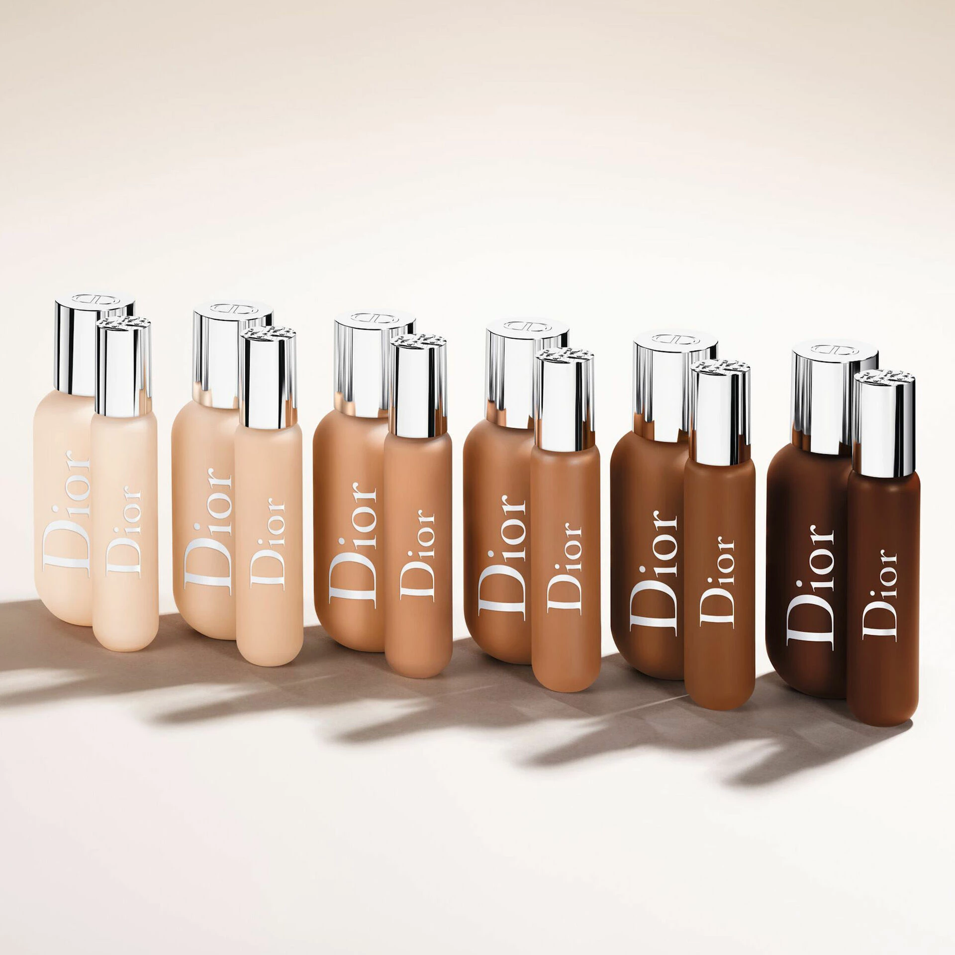 Dior Backstage Face & Body Flash Perfector korektors 1N - DIOR