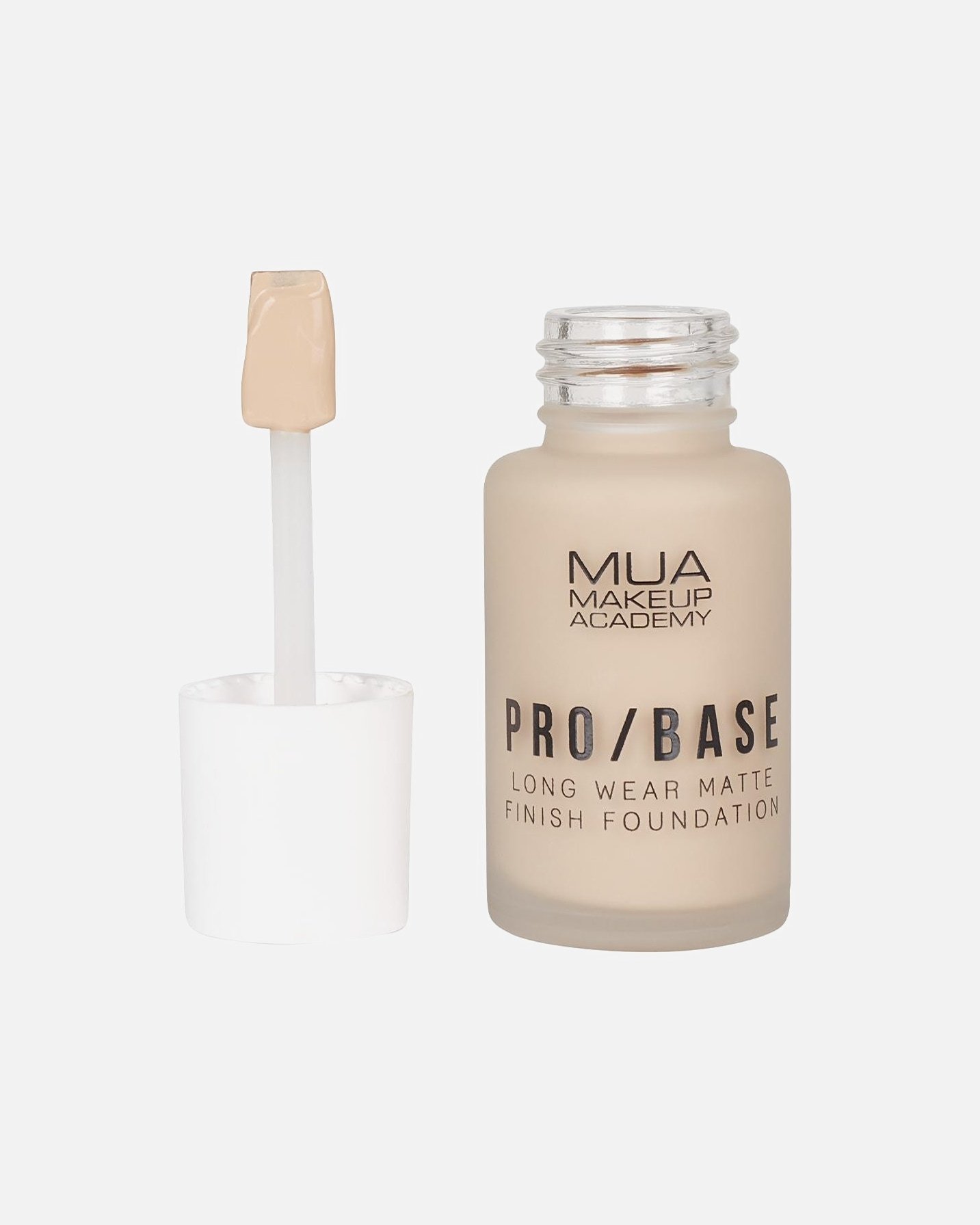 MUA Makeup Academy Foundation PRO / BASE Dugotrajan, mat finiš – 30 ml