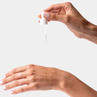The Potions Teepuuöljyseerumi Tulehdusta Estävä Seerumi Aknelle Alttuvalle Iholle 20 ml