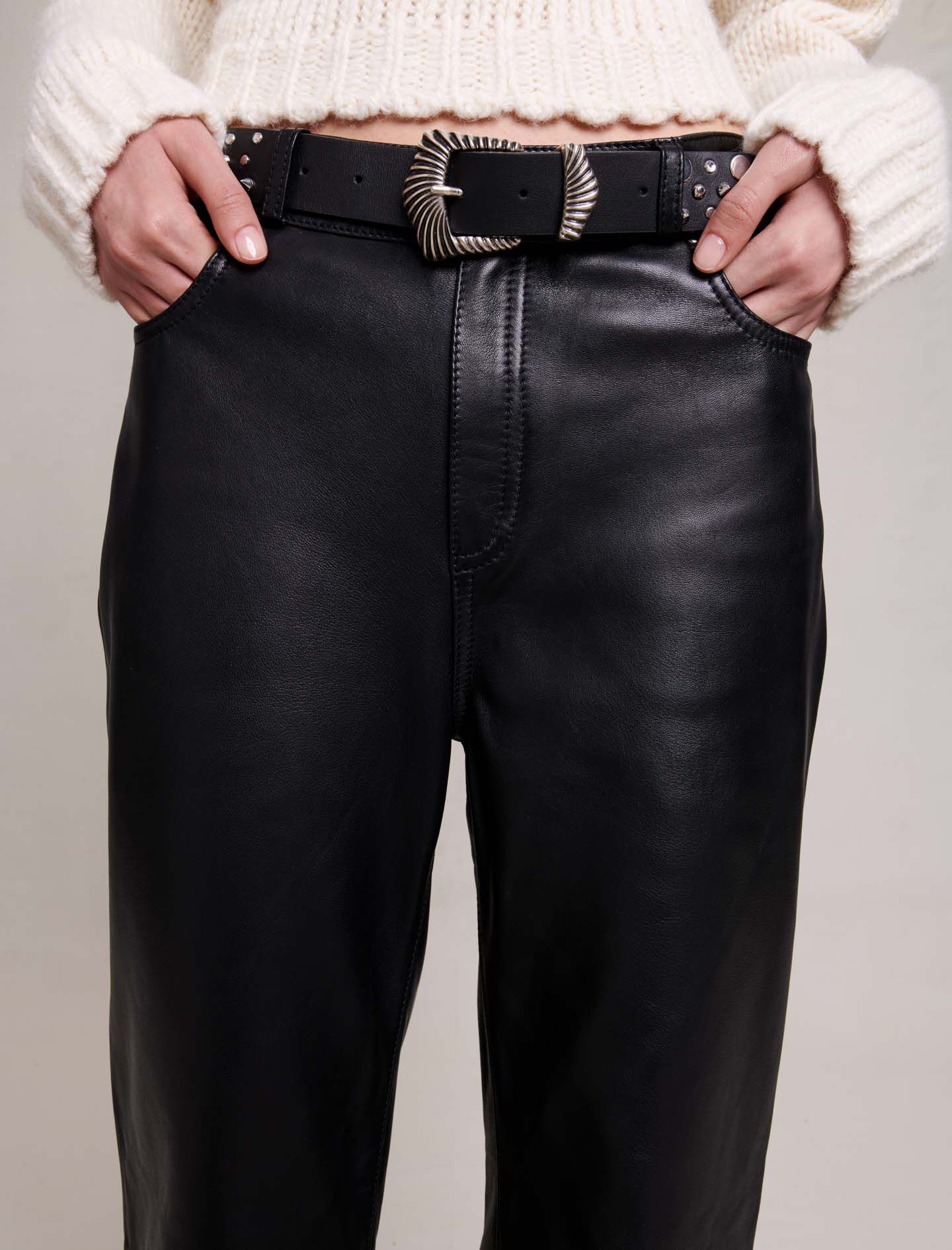 Pantaloni din piele - Negri