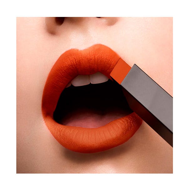 Rouge Pur Couture The Slim Velvet Radical