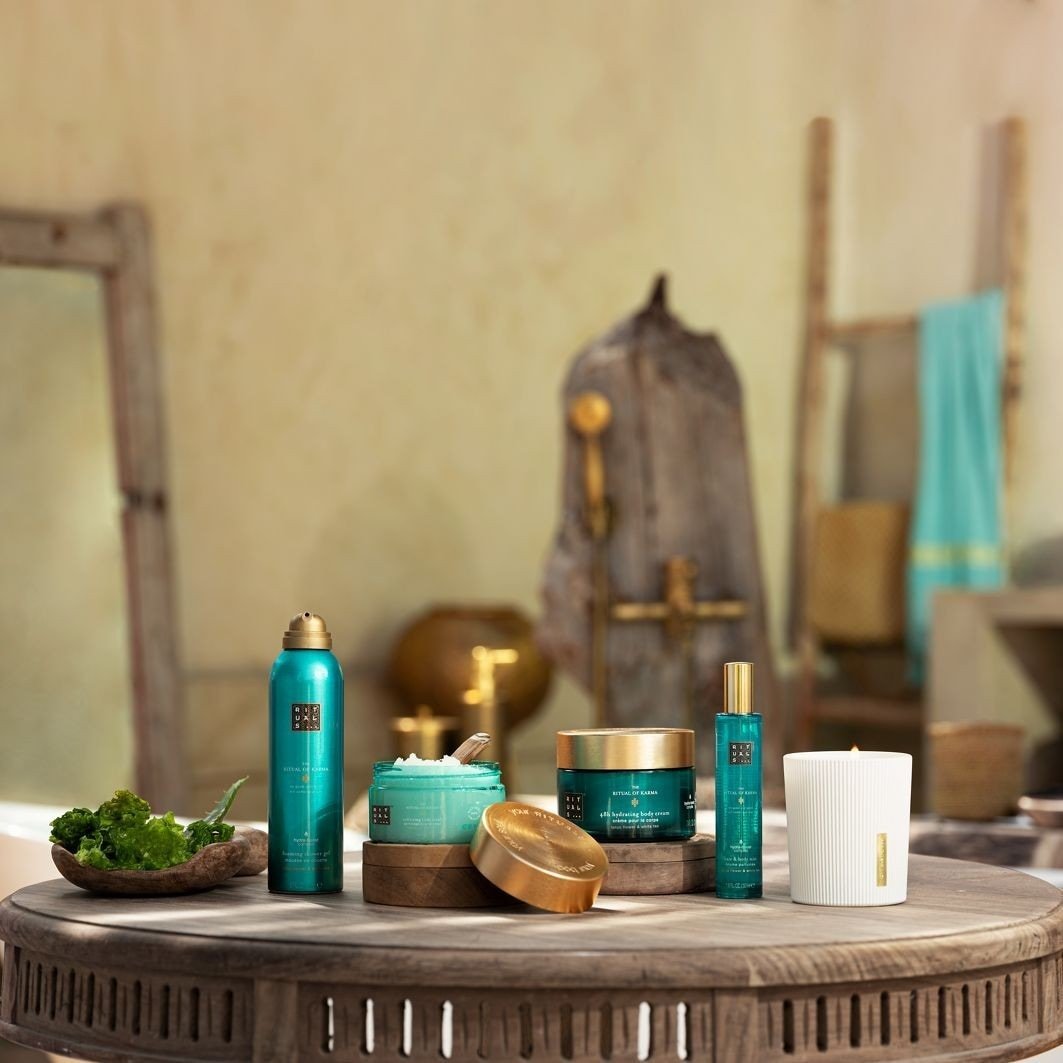 Rituals piling za tijelo „Ritual karme“ – 300 g
