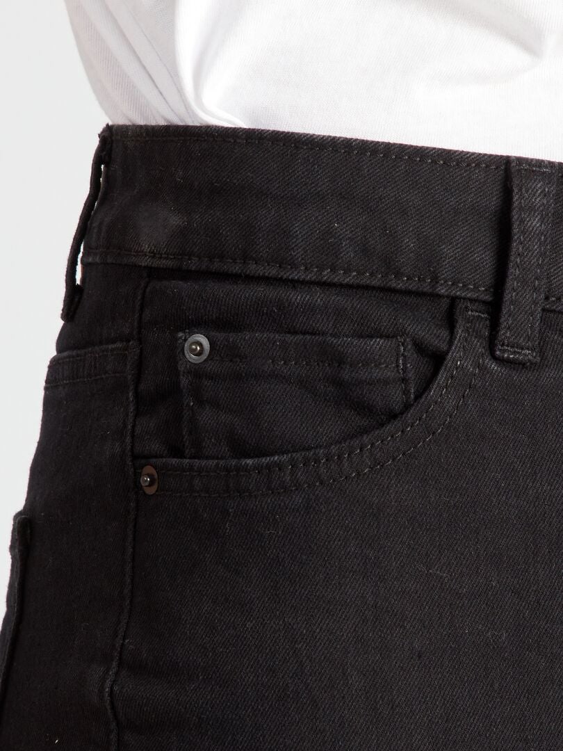 Calça jeans slim tamanho 28L - PRETA