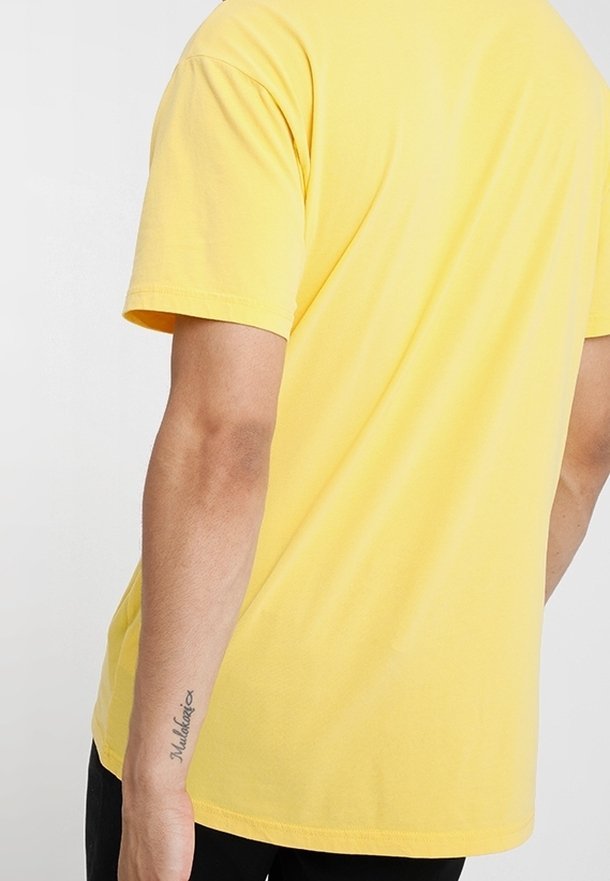 T-shirt con stampa Napapijri - gialla
