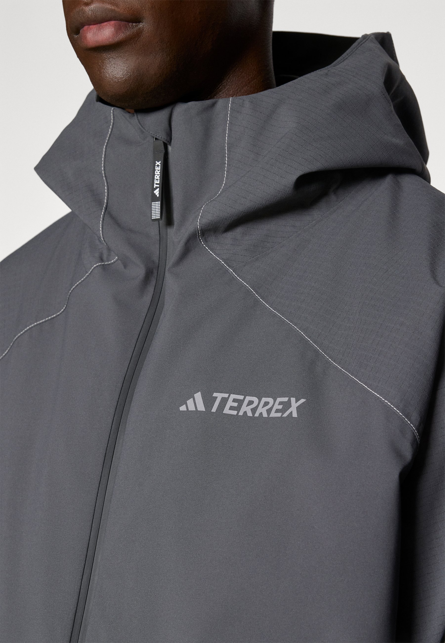 Adidas Terrex Outdoor jas - antraciet