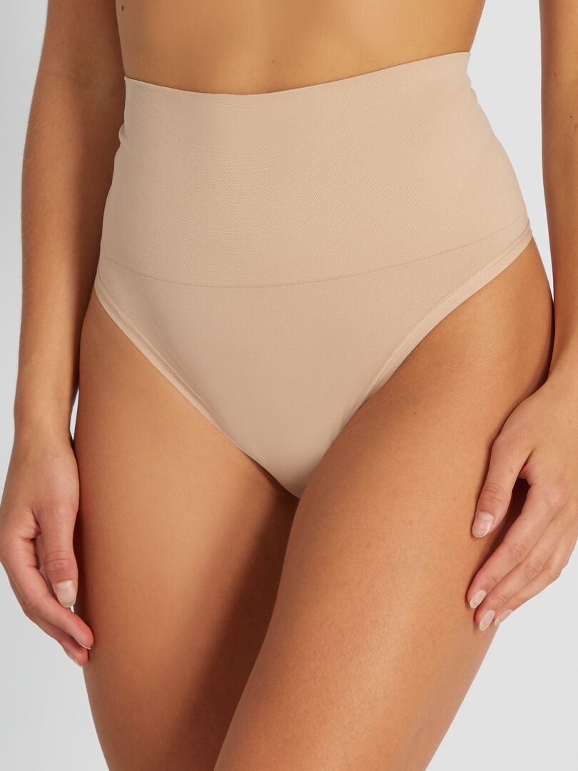 Vormgevende string - - ROZE