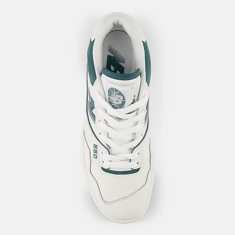 Femme 550 - Odbicie z nowym świerkiem