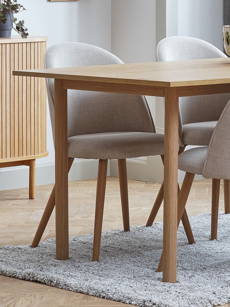 ALSTED THORUP ALSTED L160 hrast sto 4 THORUP bež stolica
