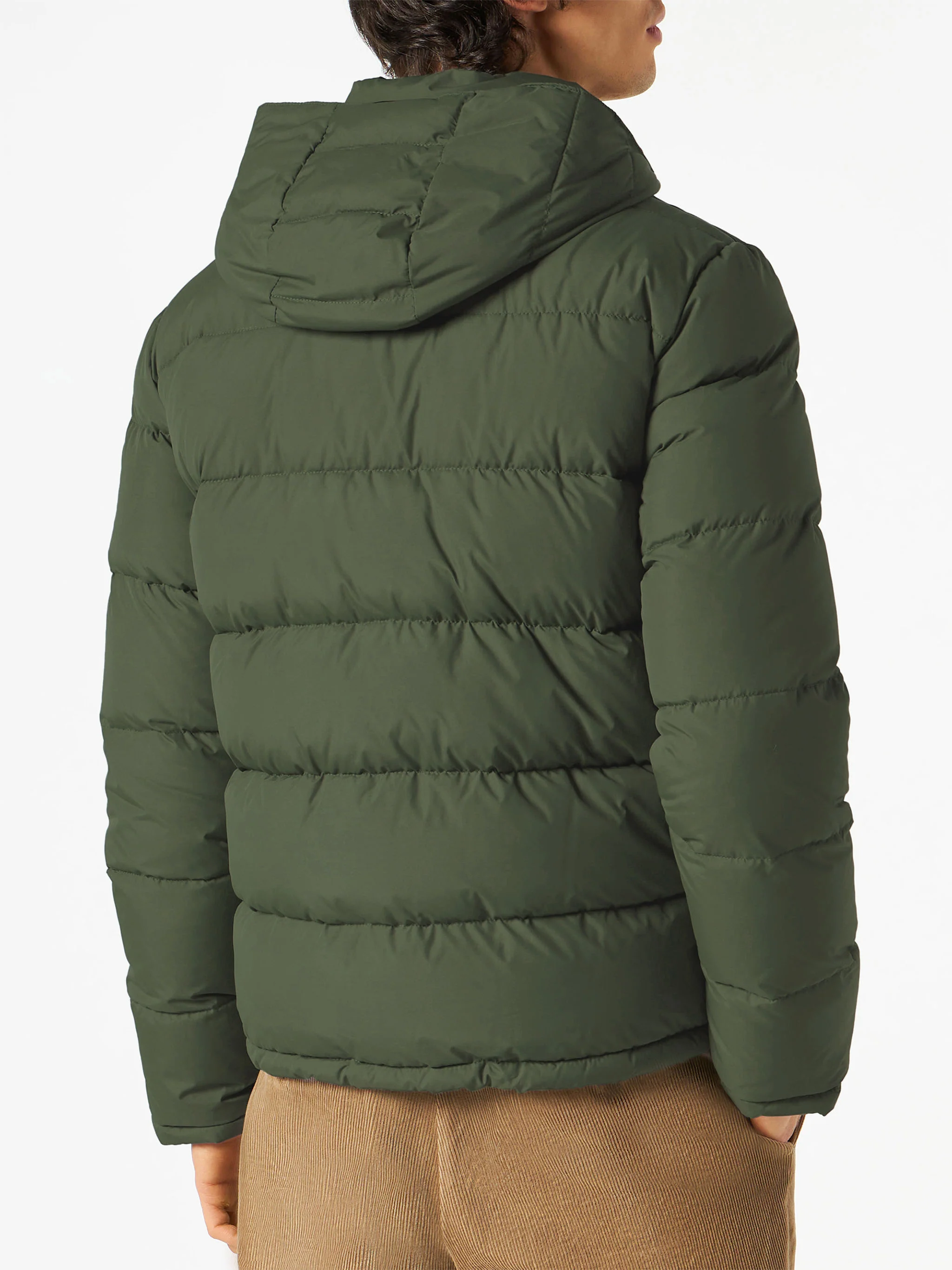 Chaqueta acolchada de plumas con capucha y estampado étnico.