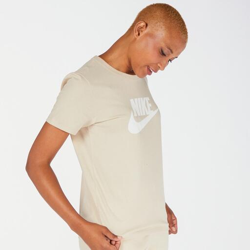  Club Nike