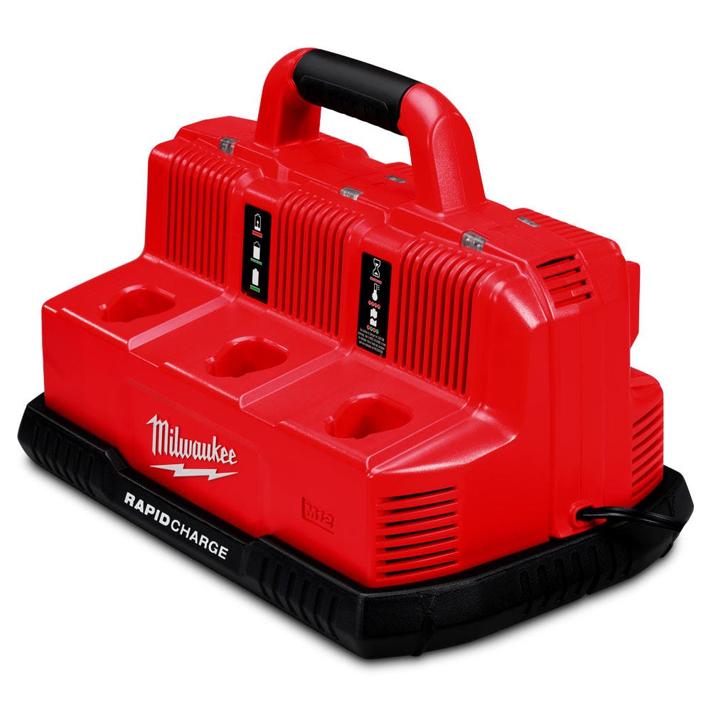 MILWAUKEE 12V/18V 3-paikkainen akkulaturi samanaikaisella latauksella M12-18C3