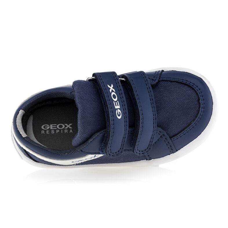 Blå joggesko til babygutt