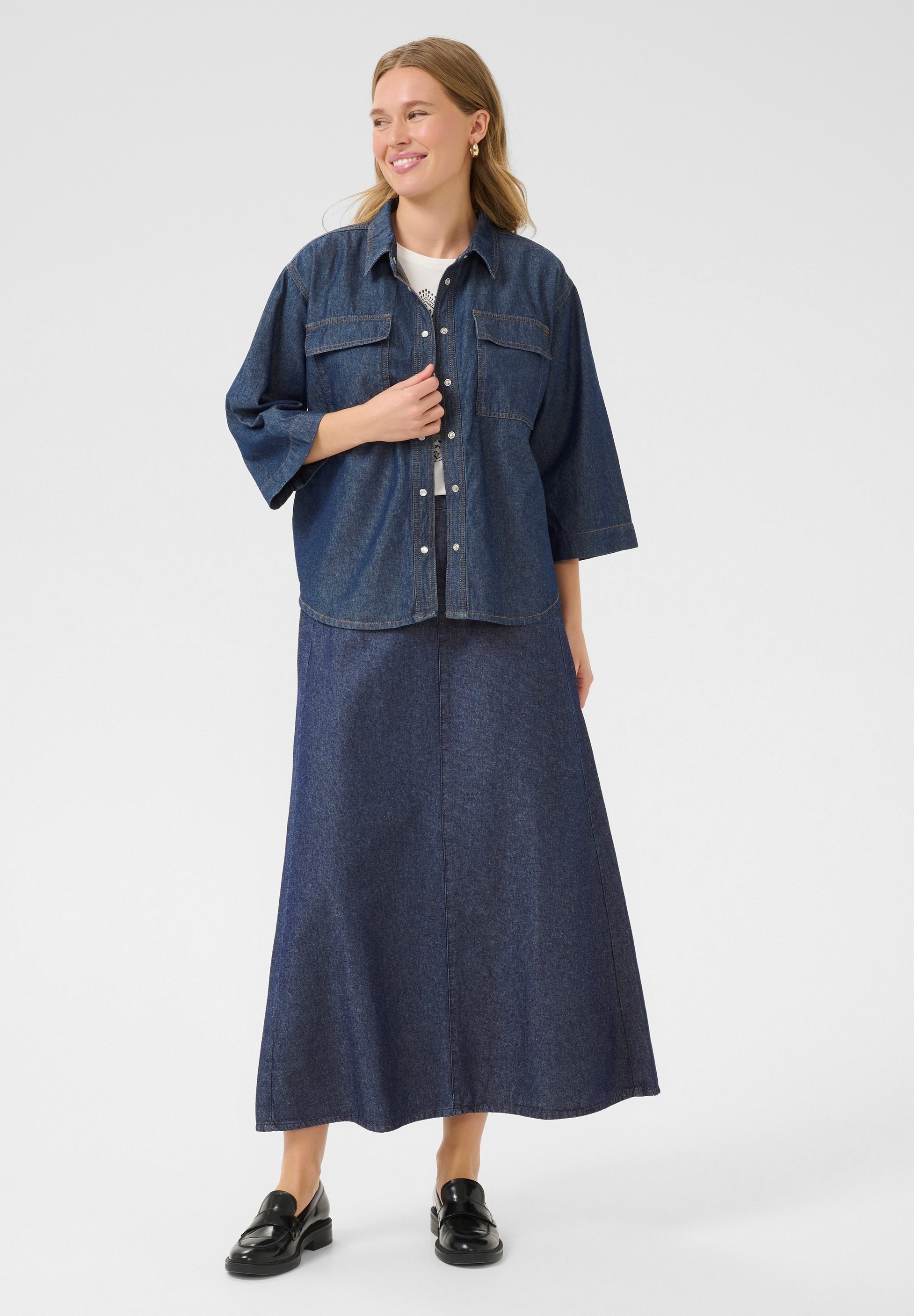 Kaffe KAFFE KAALICE LANGE ROK, A-VORM - A-lijn rok - blauwe gewassen denim