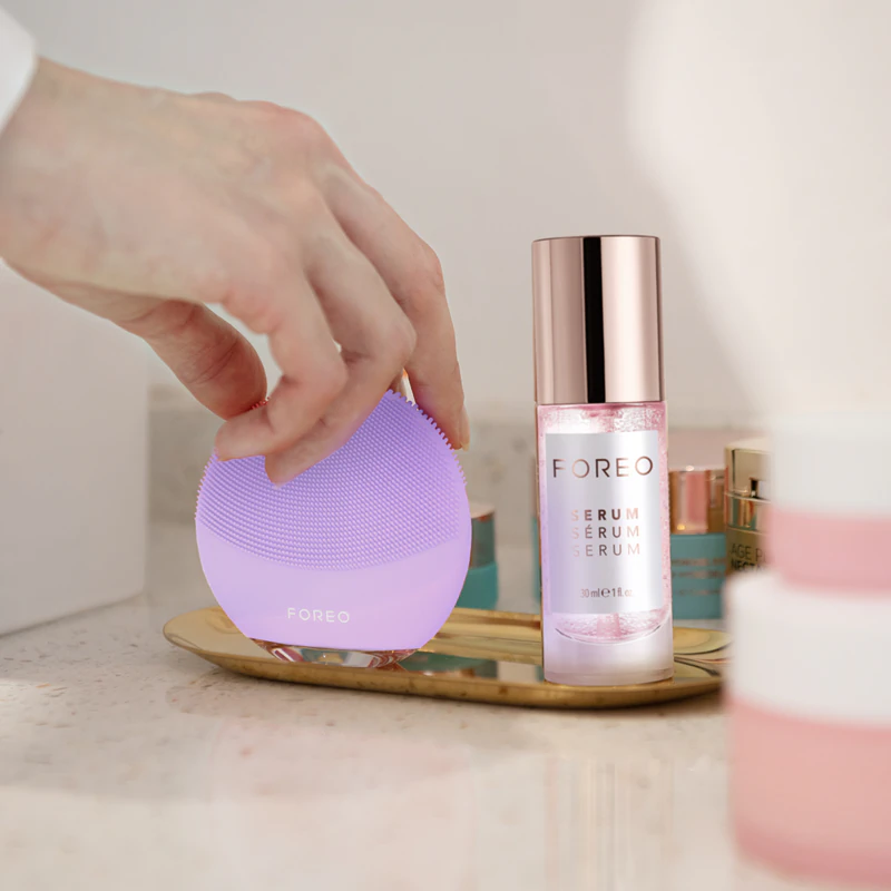 Aparelho de limpeza facial mini FOREO LUNA™4