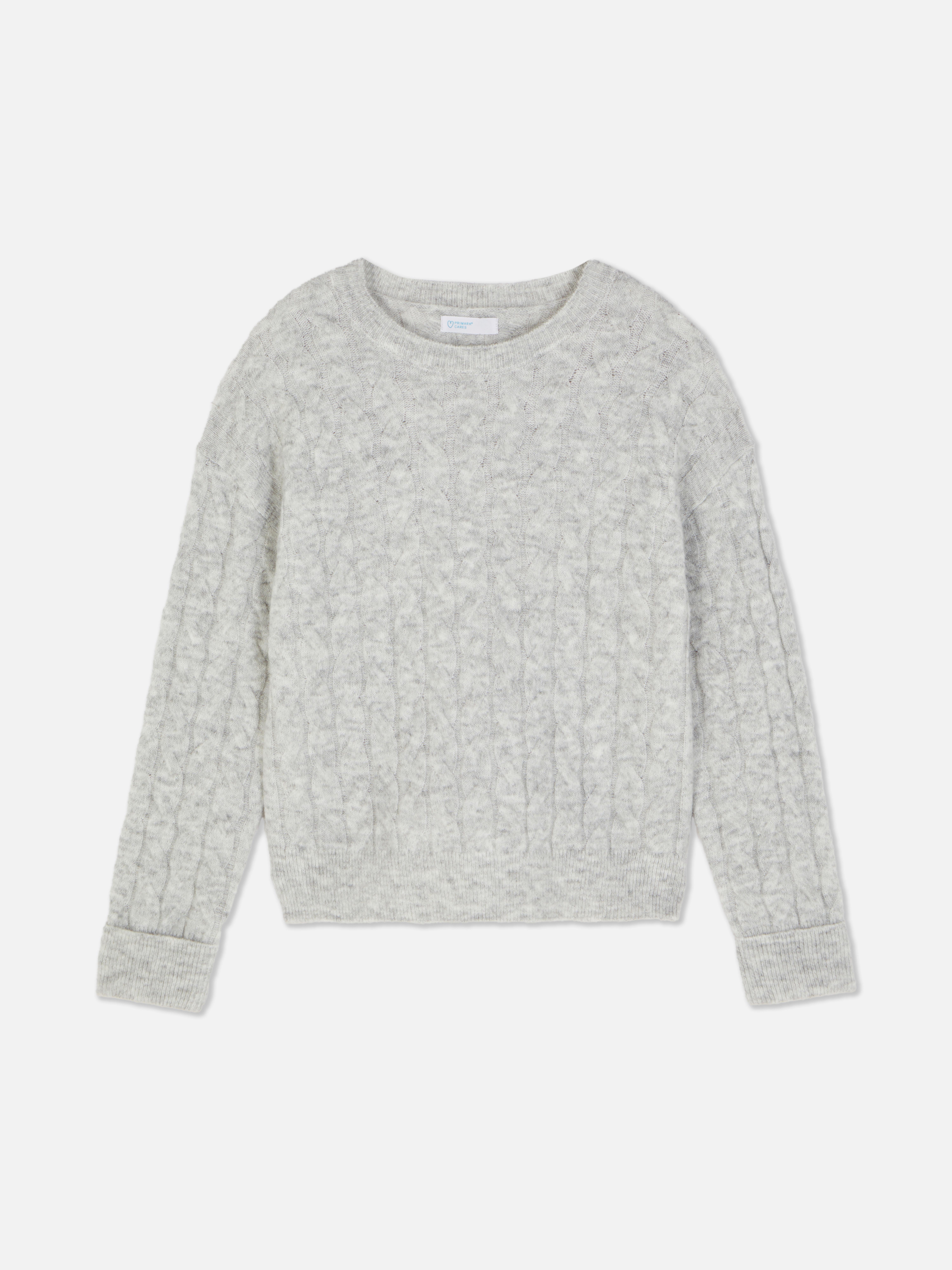 Zopfstrickpullover Ein Zopfstrickpullover mit Rundhalsausschnitt und klassischer Passform
