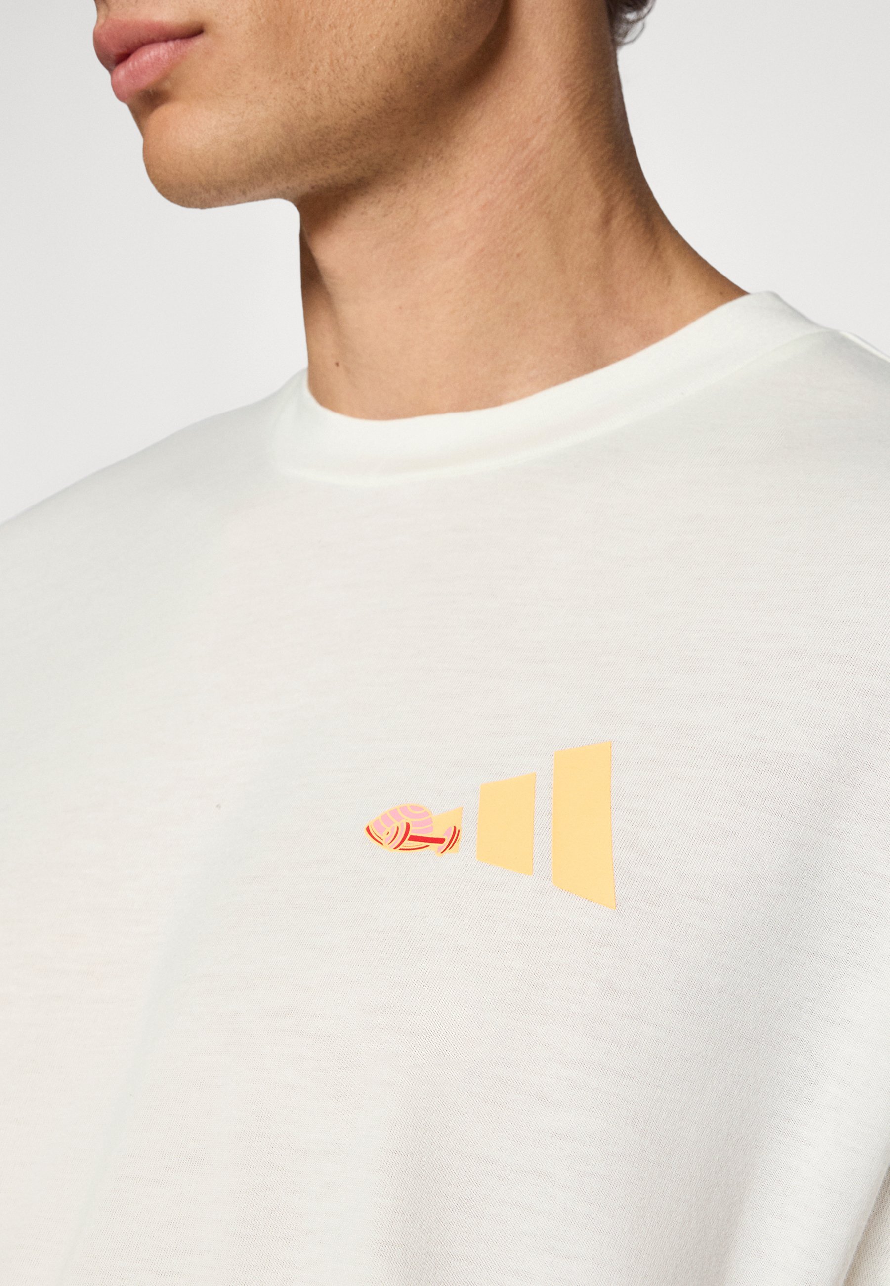 adidas Performance T-shirt - Sport T-shirt - gebroken wit