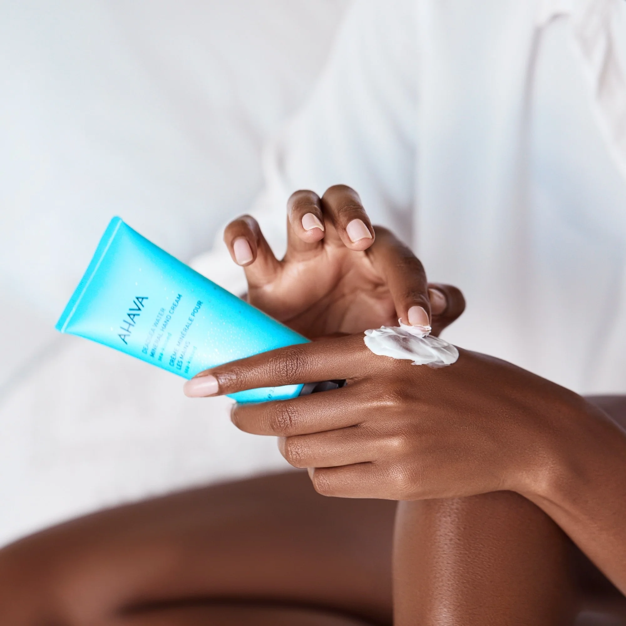Deadsea Water Mineral Hand Cream Sea-Kissed - Trattamento Mani