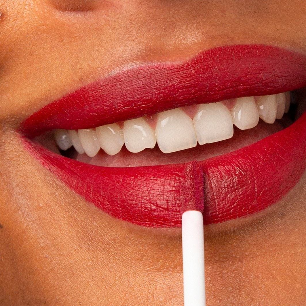 3INA Dugotrajni ruž za usne - 6 ml