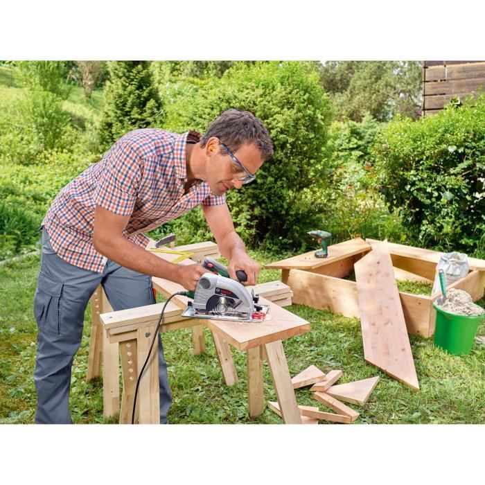 Scie circulaire BOSCH - PKS 40 - 850W - Coupe droite et en onglet jusqu'à 40mm de profondeur
